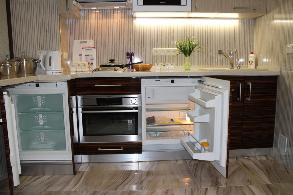 Elite Odessa Apartments Oda fotoğraf