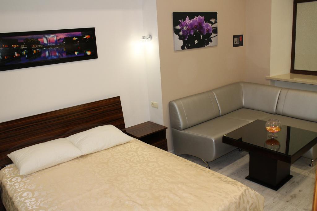 Elite Odessa Apartments Oda fotoğraf