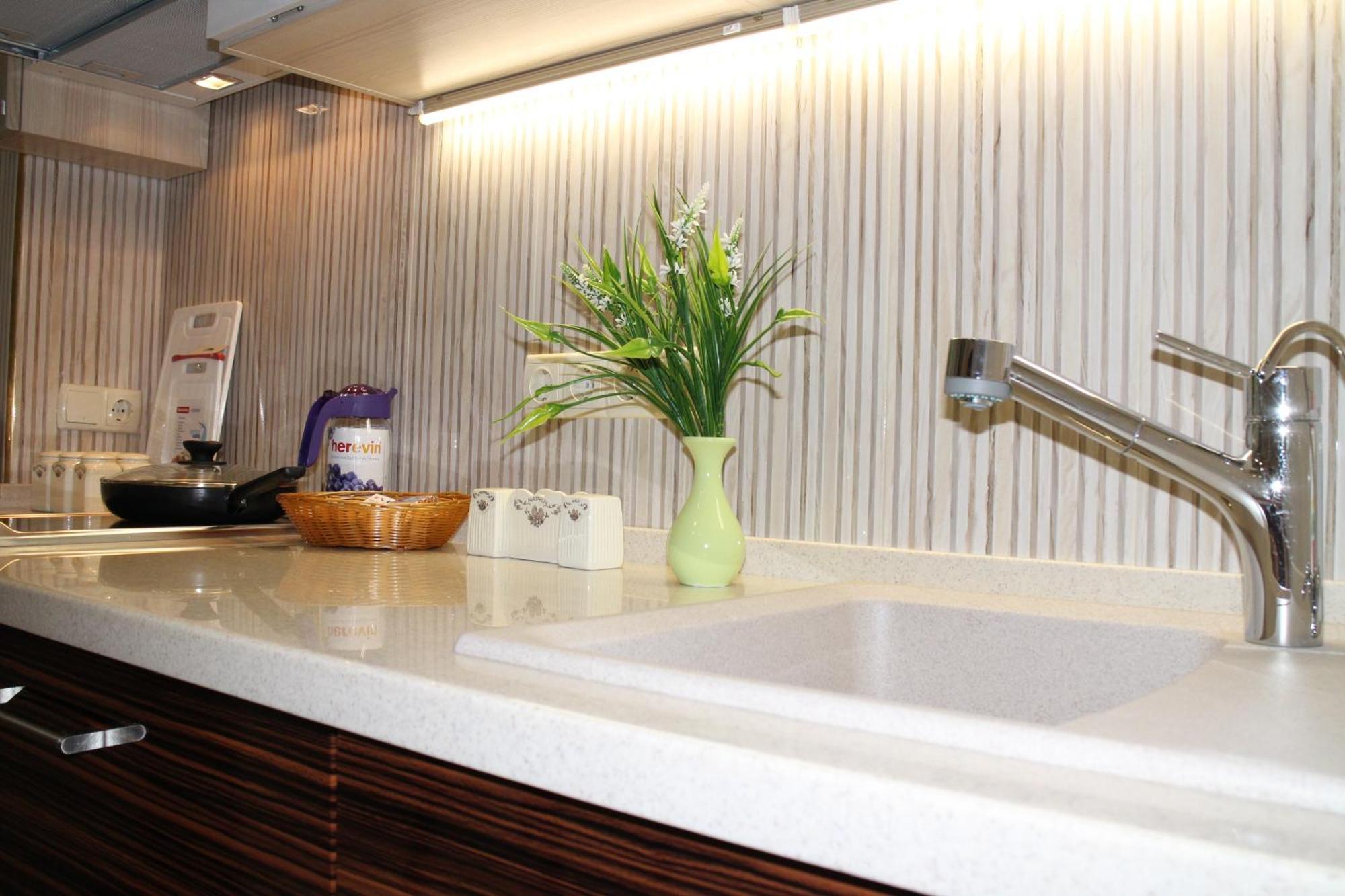 Elite Odessa Apartments Dış mekan fotoğraf